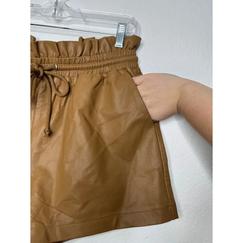 Olivaceous Brown Faux Leather Paperbag Waist Shorts Womens Size L Cognac Pockets